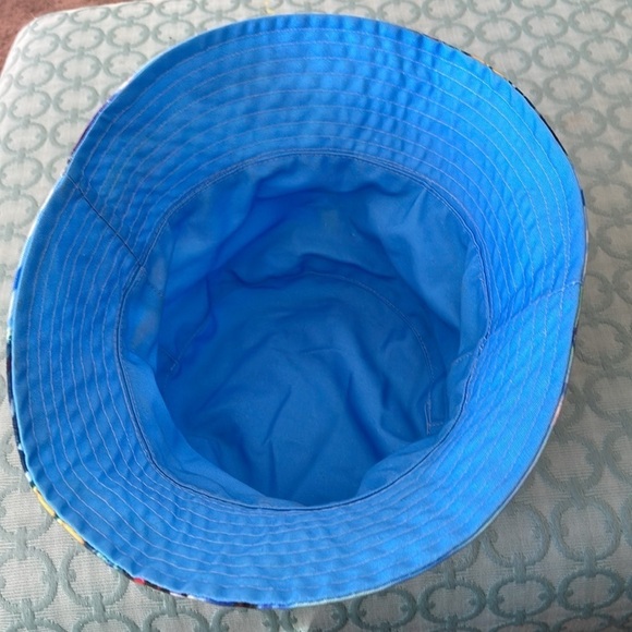 Sonic The Hedgehog Bucket Hat - Picture 6 of 6